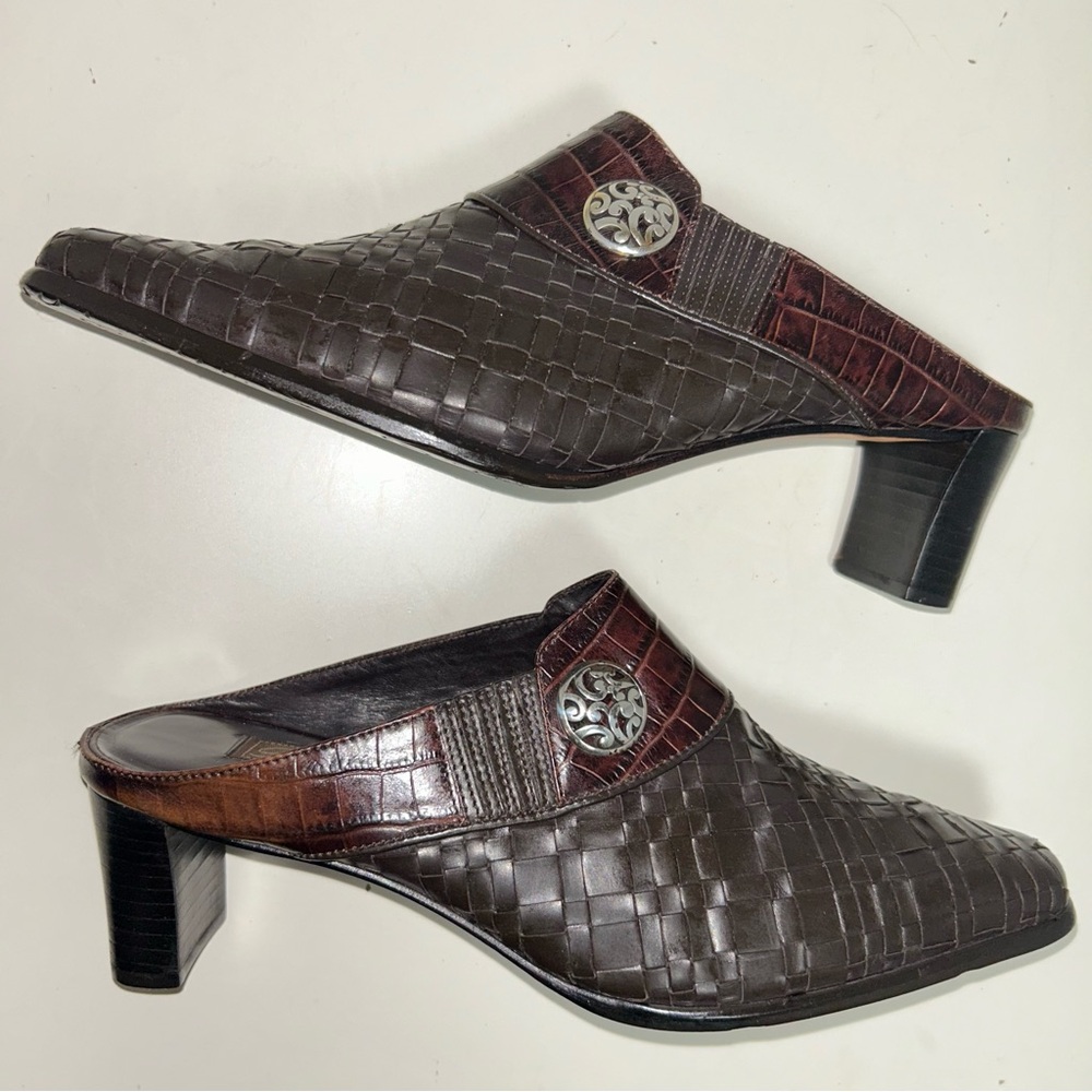 Brighton Tryst Brown Woven Leather Medallion Slip On Heel Mule - Picture 5 of 10